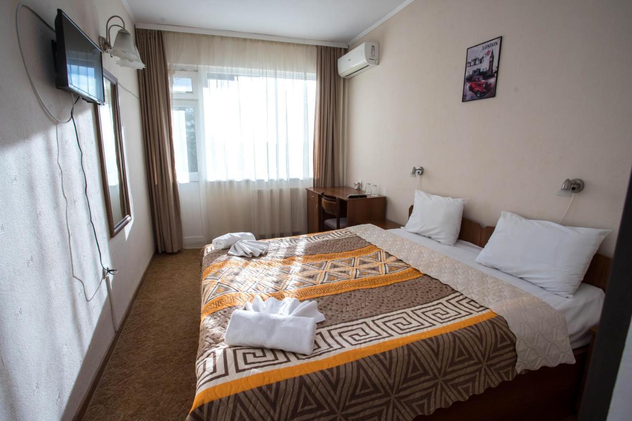 Park Hotel Ivailo Veliko Tŭrnovo Exterior foto