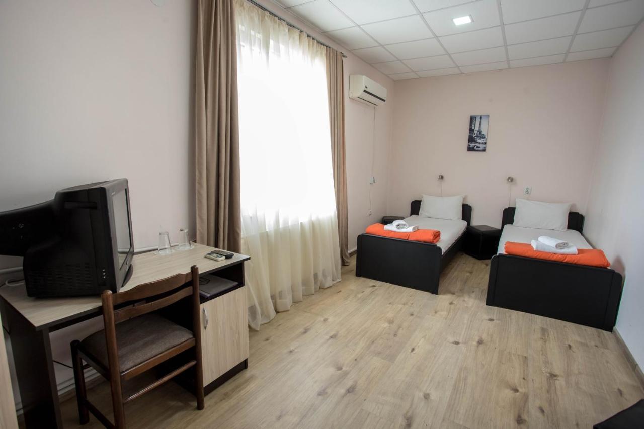 Park Hotel Ivailo Veliko Tŭrnovo Exterior foto