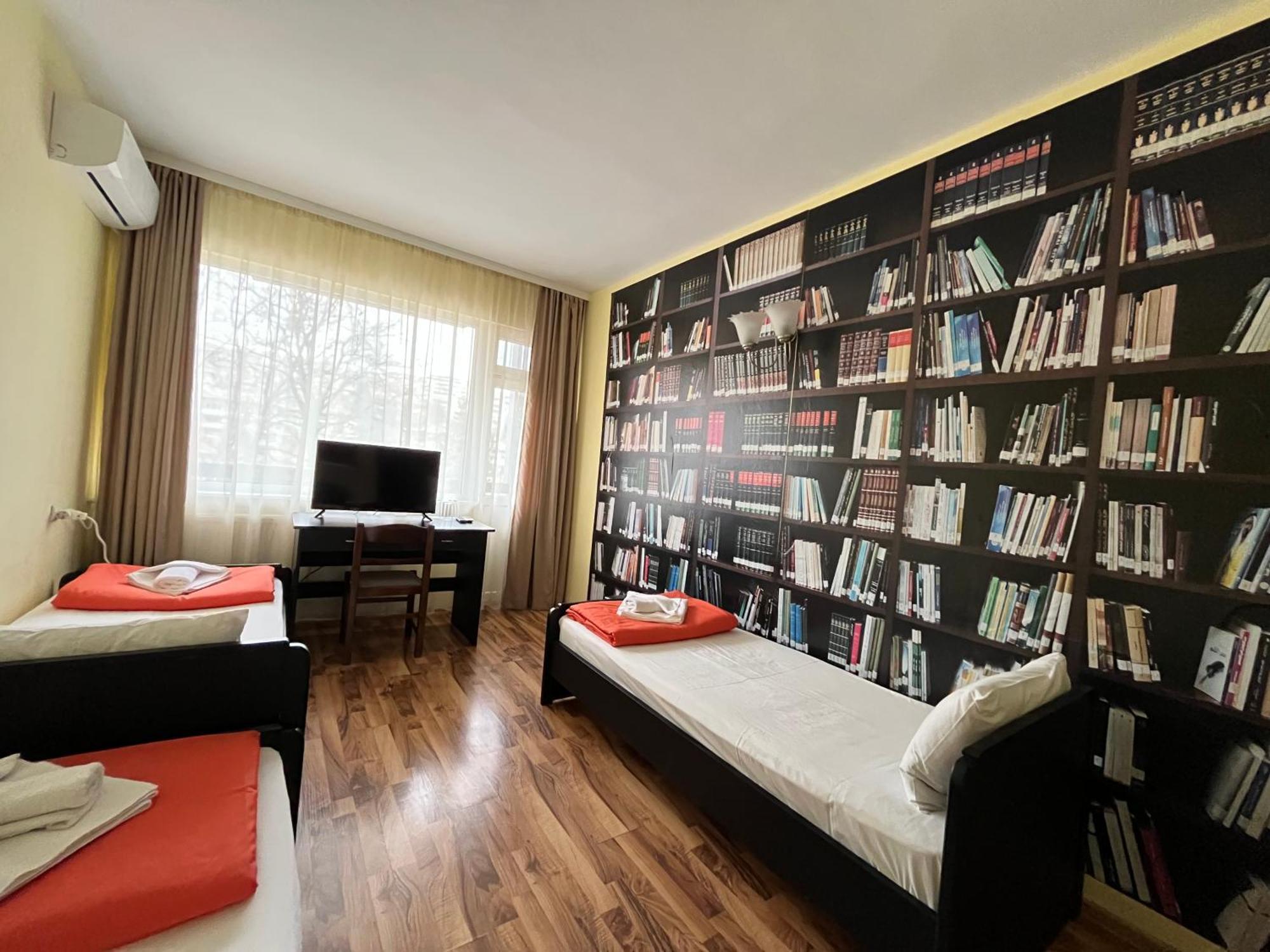 Park Hotel Ivailo Veliko Tŭrnovo Quarto foto