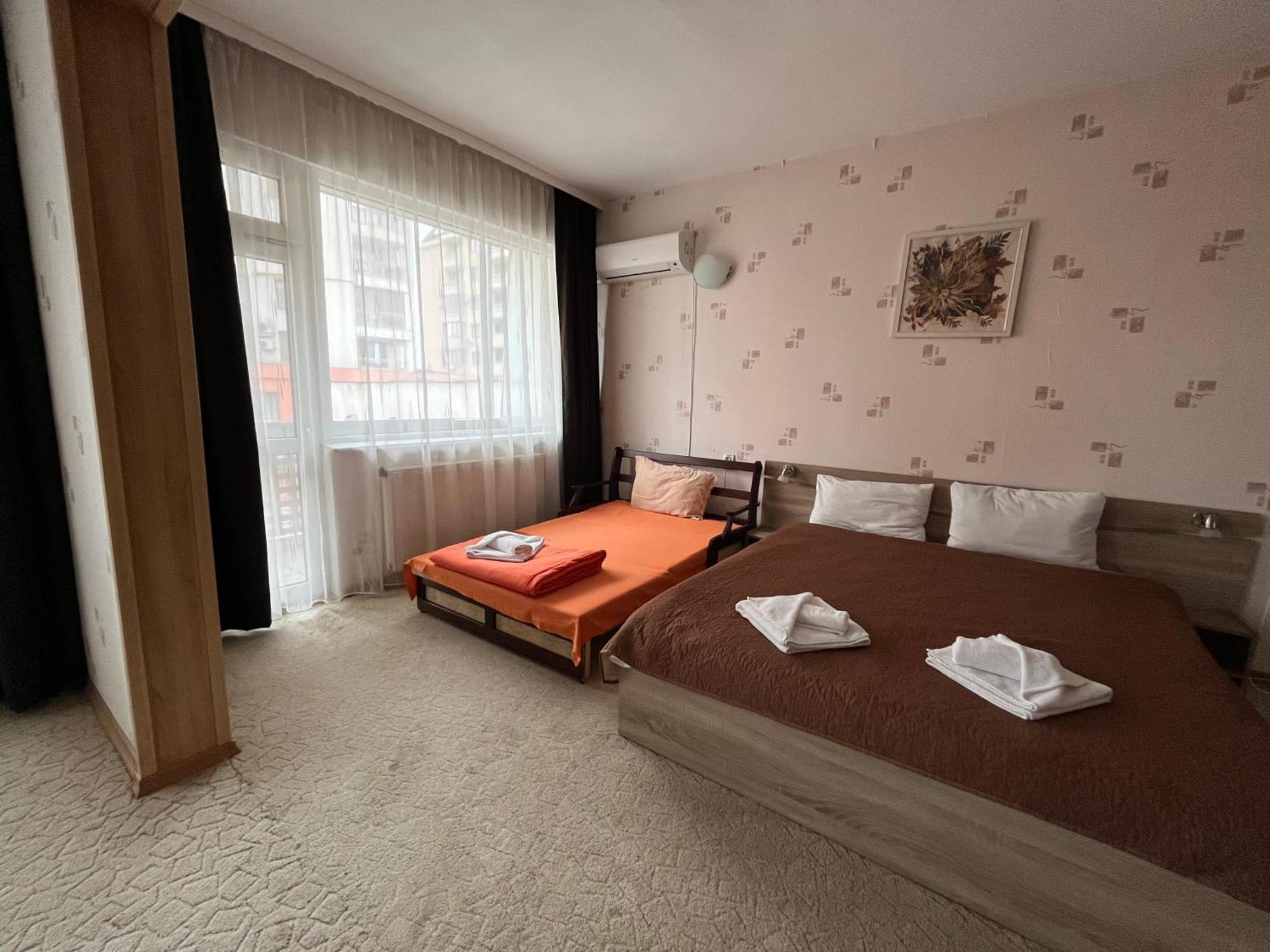 Park Hotel Ivailo Veliko Tŭrnovo Quarto foto